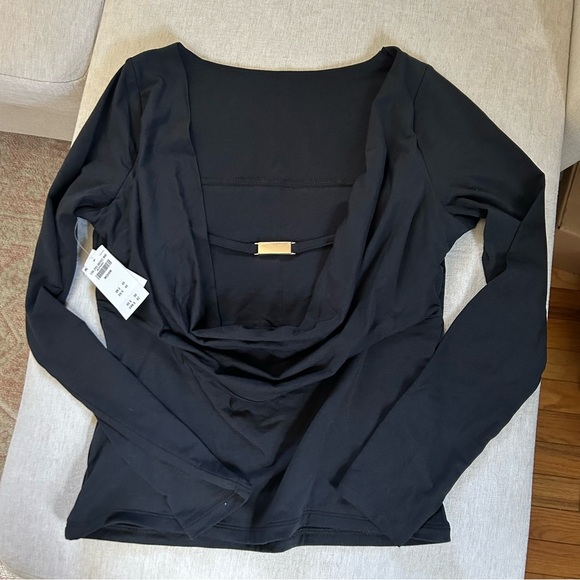 Abercrombie Black Open Back Top - Picture 2 of 5